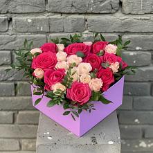 Цветочная композиция из Розы в коробке #REPLACE_PRED# Поселок дома отдыха Озера