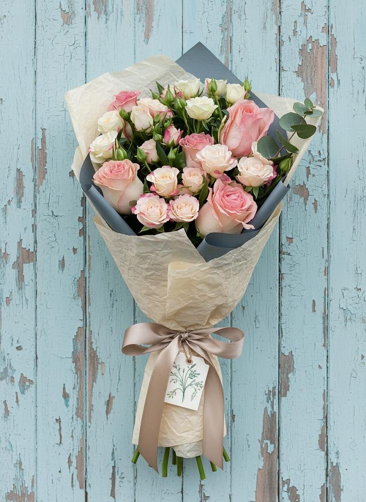 Букет цветов из: Розы в Поселок дома отдыха Озера