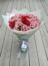 Букет цветов из:  Альстромерии в Поселок дома отдыха Озера