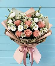 Букет цветов из:  Розы, Альстромерии и Лизиантусы в Поселок дома отдыха Озера