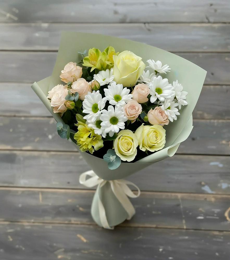 Букет цветов из: Альстромерии, Розы и Хризантемы в Поселок дома отдыха Озера