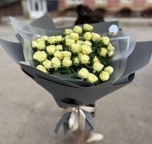 Букет Белые кустовые розы Солинеро в Поселок дома отдыха Озера