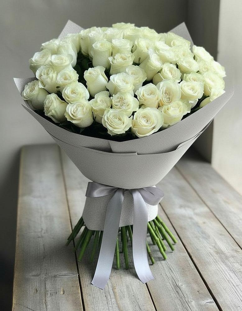 Букет 35 Белых роз в Поселок дома отдыха Озера