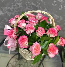 Цветочная композиция из Розы в корзине #REPLACE_PRED# Поселок дома отдыха Озера