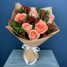 Букет цветов из:  Розы и Альстромерии в Поселок дома отдыха Озера