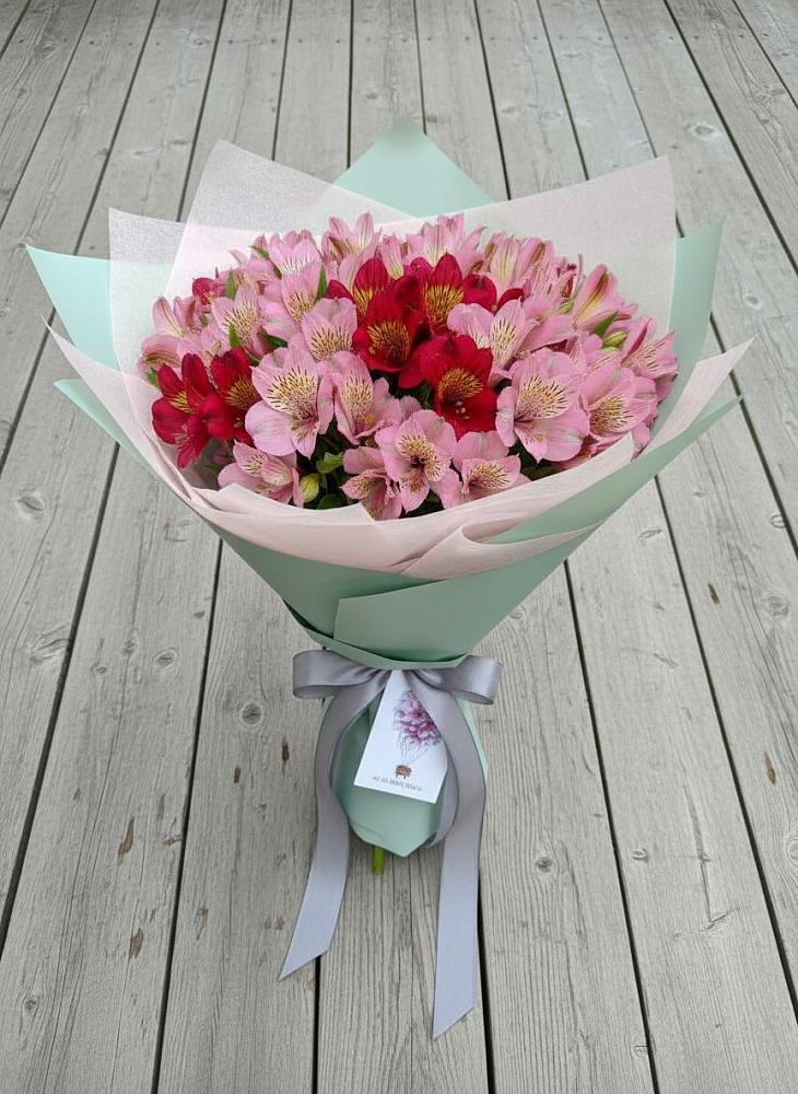 Букет цветов из: Альстромерии в Поселок дома отдыха Озера