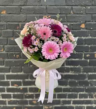 Букет цветов из:  Герберы и Хризантемы в Поселок дома отдыха Озера