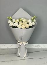 Букет цветов из:  Розы и Лизиантусы в Поселок дома отдыха Озера